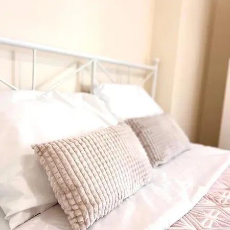 Amazing City Center Apartment Thessaloniki